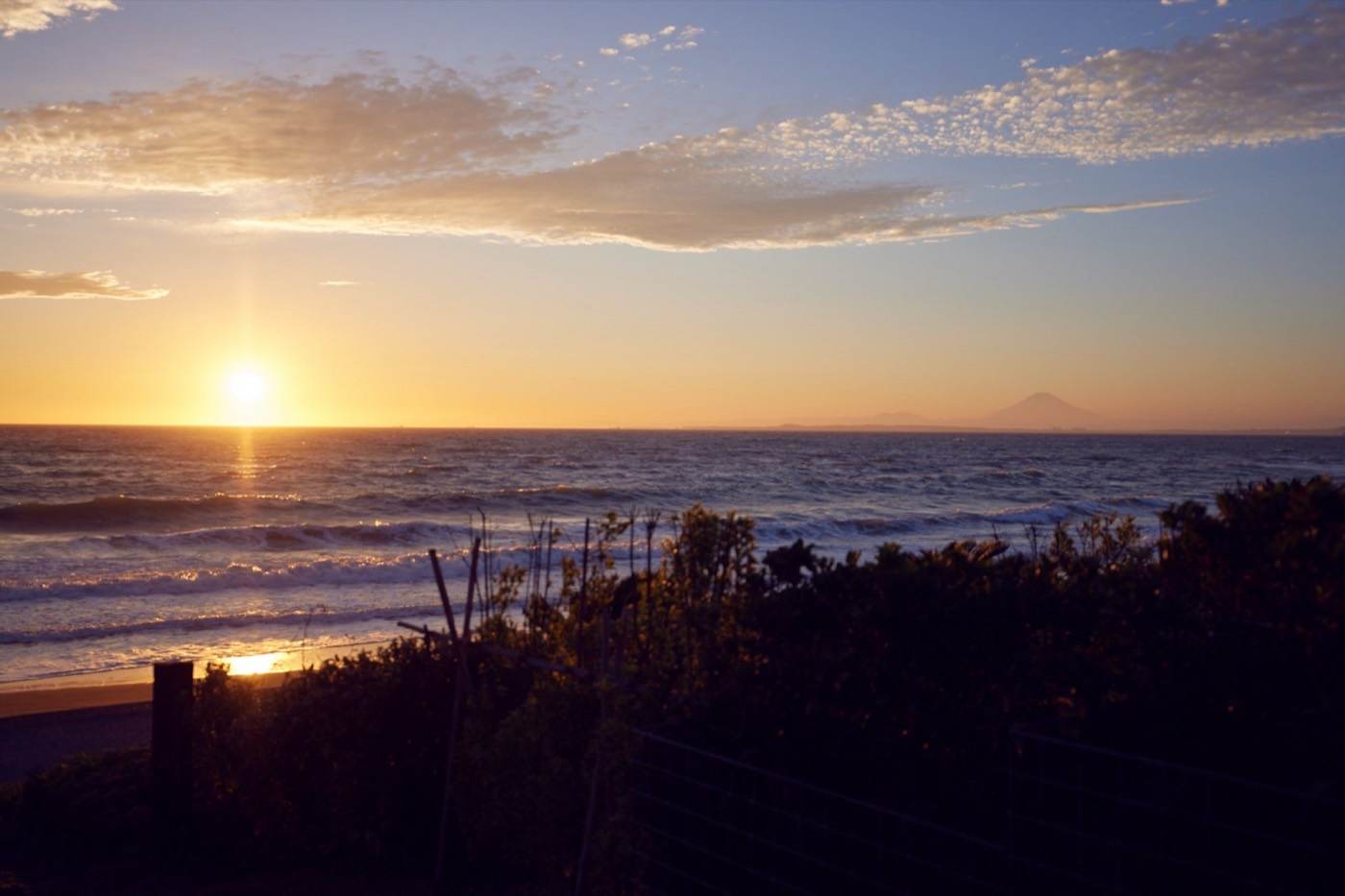 Sunset behind Ukishima island seen from the Kyonan coast
